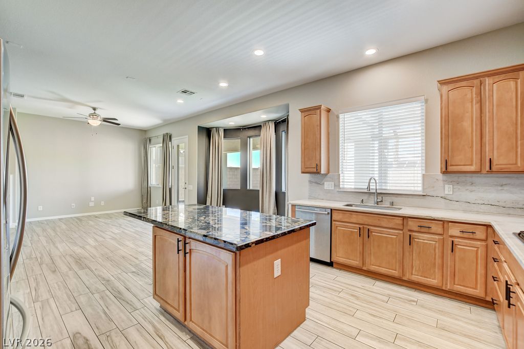 2756 Leys Burnett Avenue Henderson NV 89044