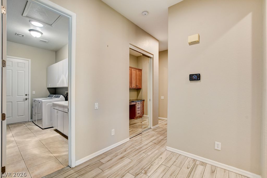 2756 Leys Burnett Avenue Henderson NV 89044