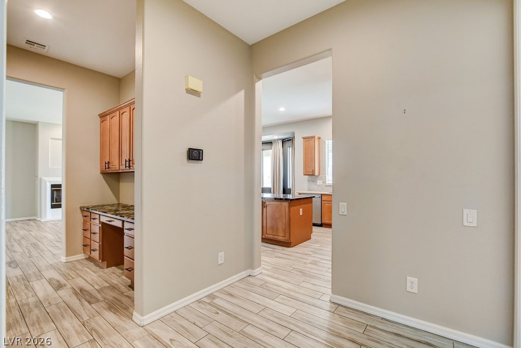 2756 Leys Burnett Avenue Henderson NV 89044