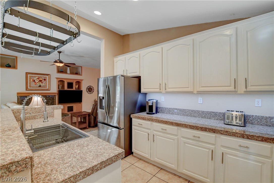 1715 Bluff Hollow Place North Las Vegas NV 89084