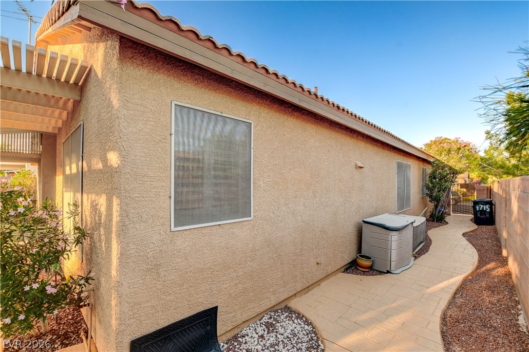1715 Bluff Hollow Place North Las Vegas NV 89084