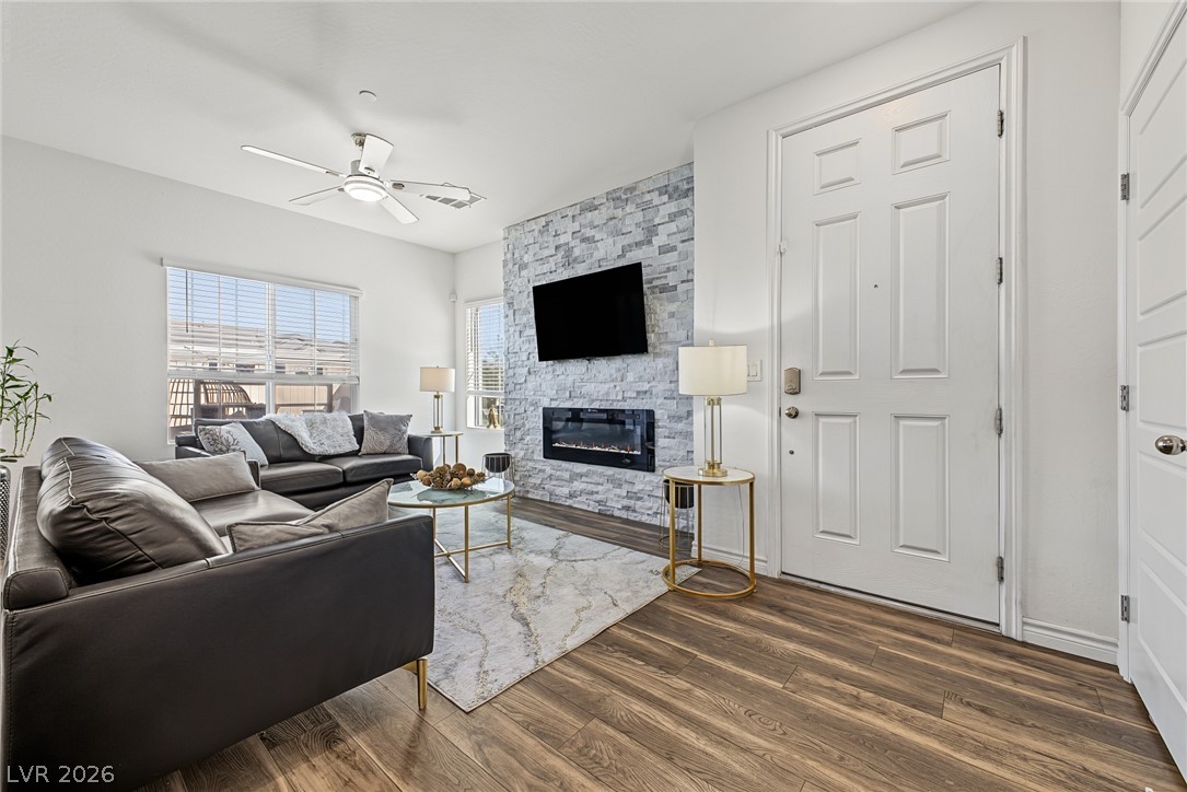 206 Callen Falls Avenue 1514 Henderson NV 89011