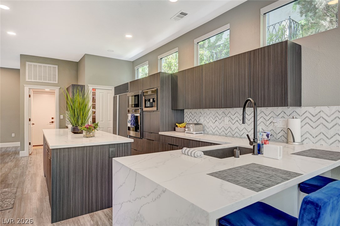 9005 Robinson Ridge Drive Las Vegas NV 89117
