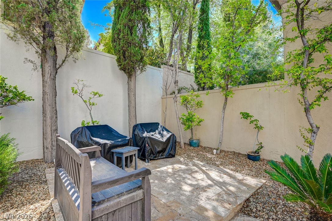 9005 Robinson Ridge Drive Las Vegas NV 89117