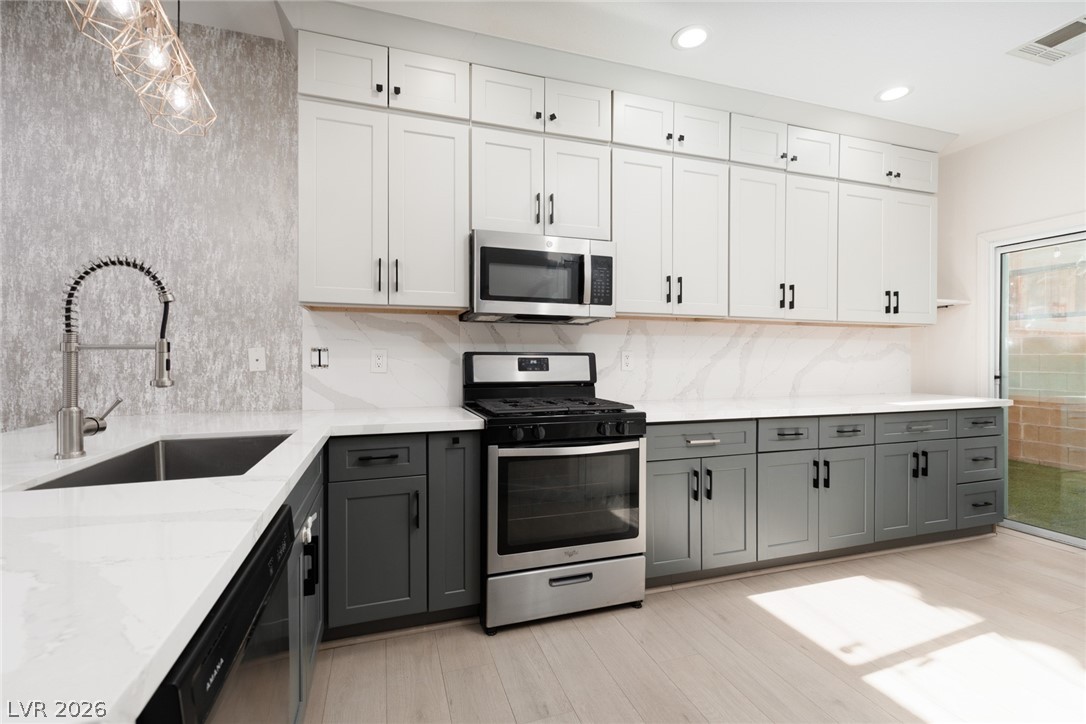 4046 Sparrow Rock Street Las Vegas NV 89129