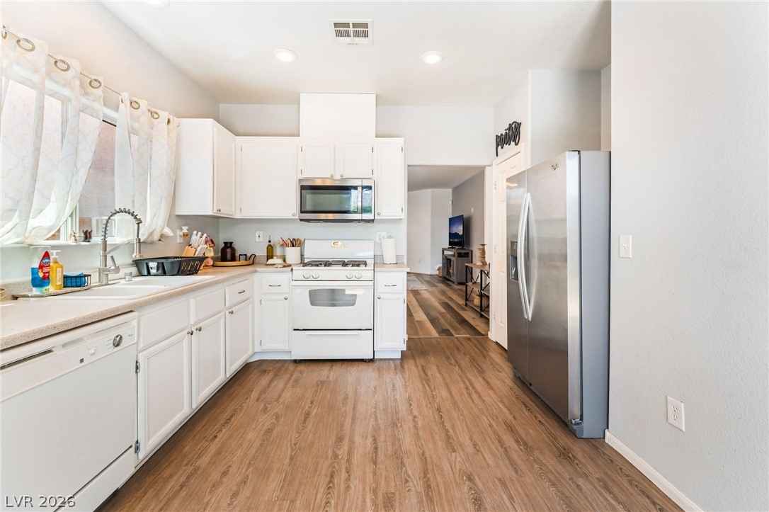 2409 Cockatiel Drive North Las Vegas NV 89084