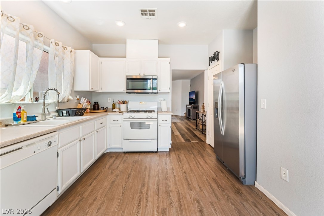 2409 Cockatiel Drive North Las Vegas NV 89084
