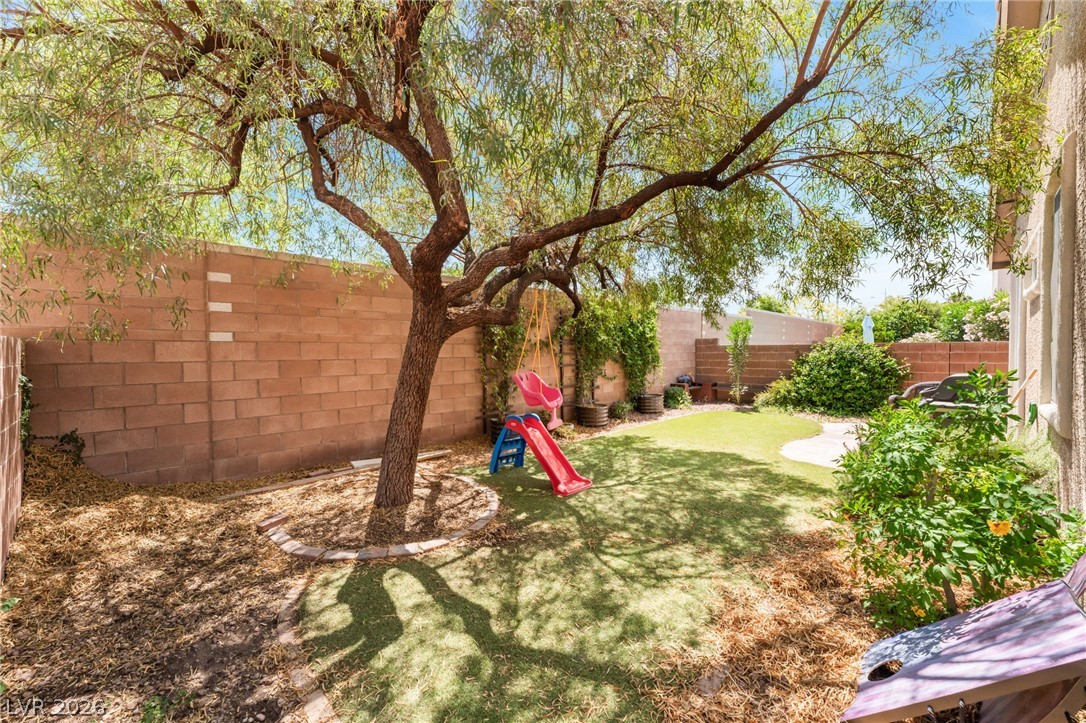 2409 Cockatiel Drive North Las Vegas NV 89084