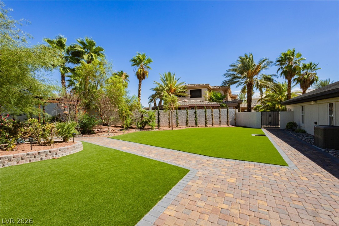 3125 Shadowleaf Court Las Vegas NV 89117