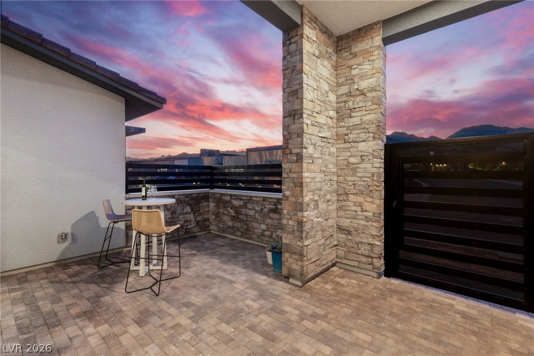 508 Vista Sunset Avenue Las Vegas NV 89138