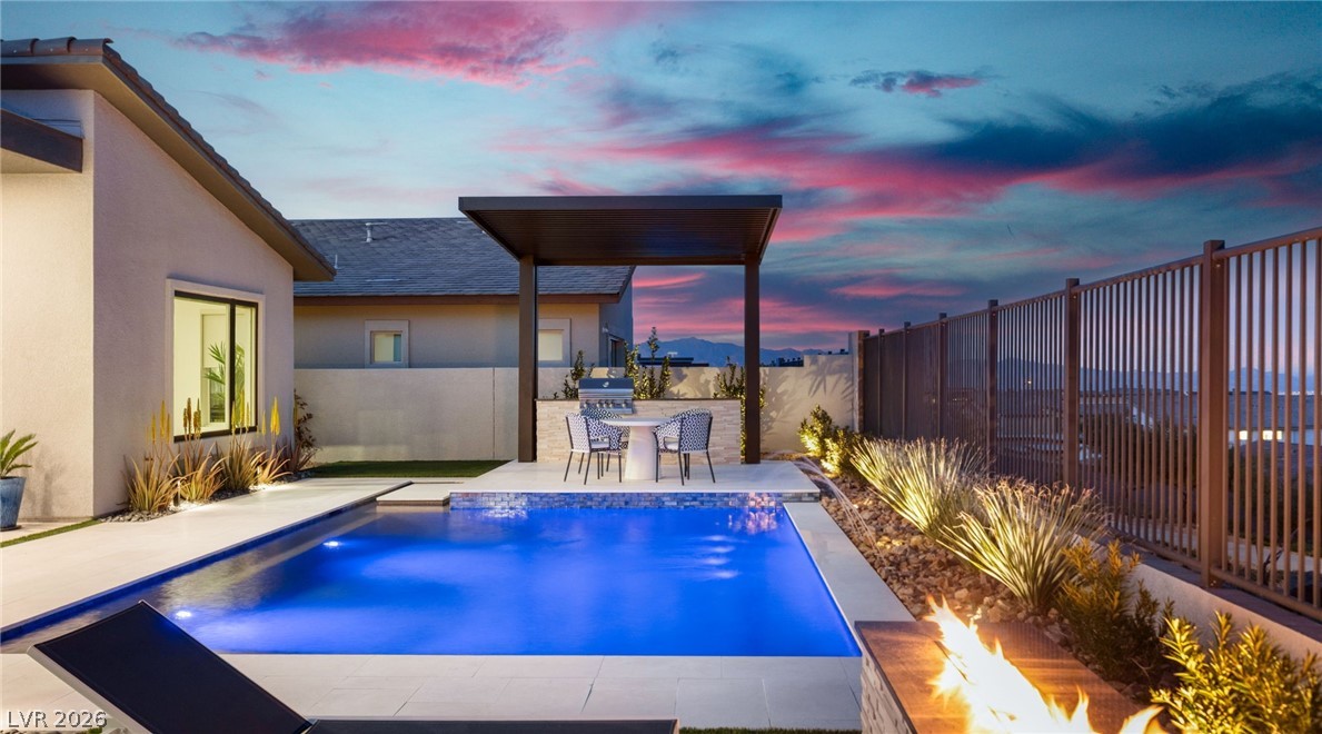 508 Vista Sunset Avenue Las Vegas NV 89138