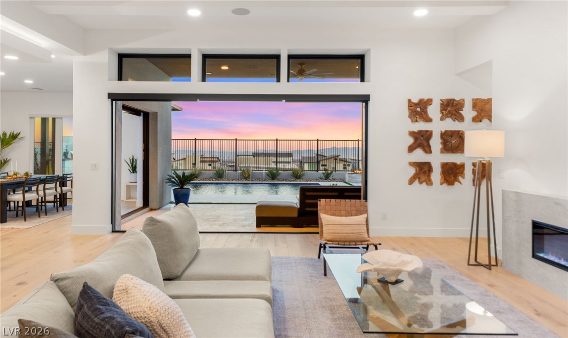 508 Vista Sunset Avenue Las Vegas NV 89138