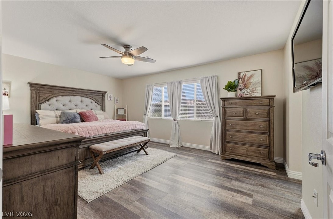 10133 Iron Wood Peak Avenue Las Vegas NV 89166