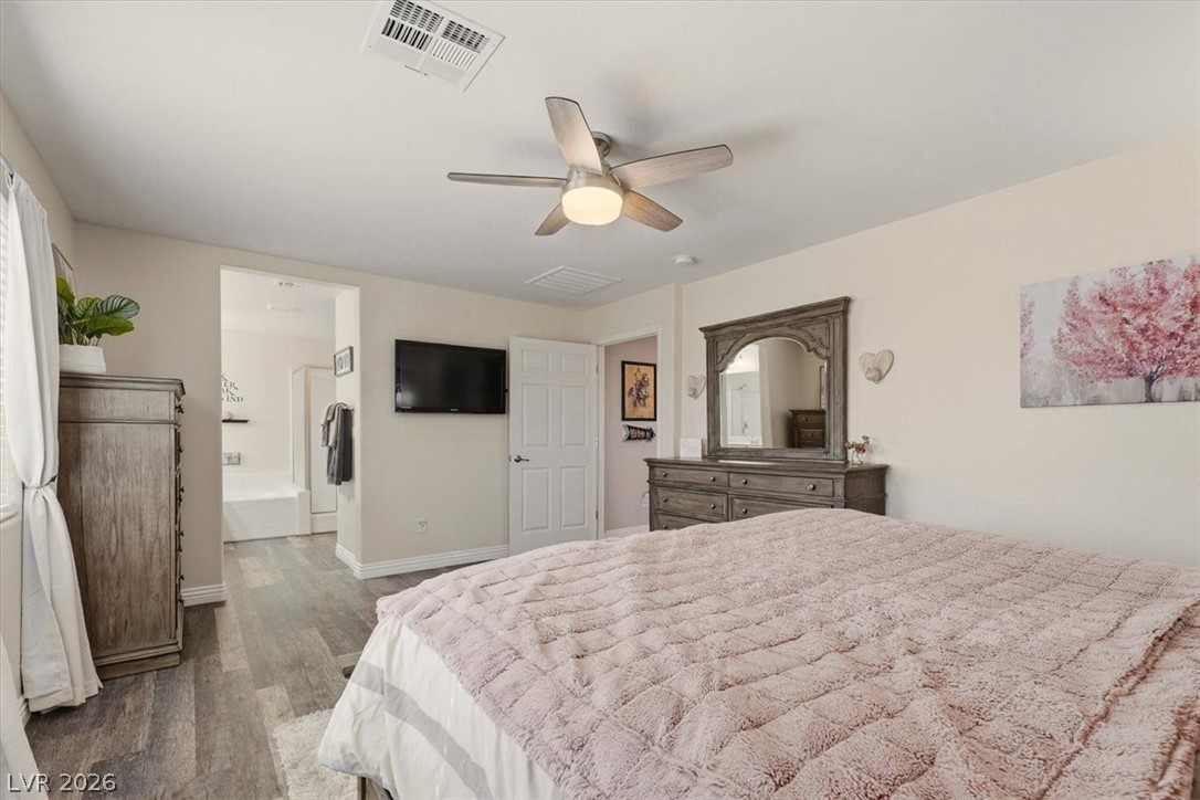 10133 Iron Wood Peak Avenue Las Vegas NV 89166