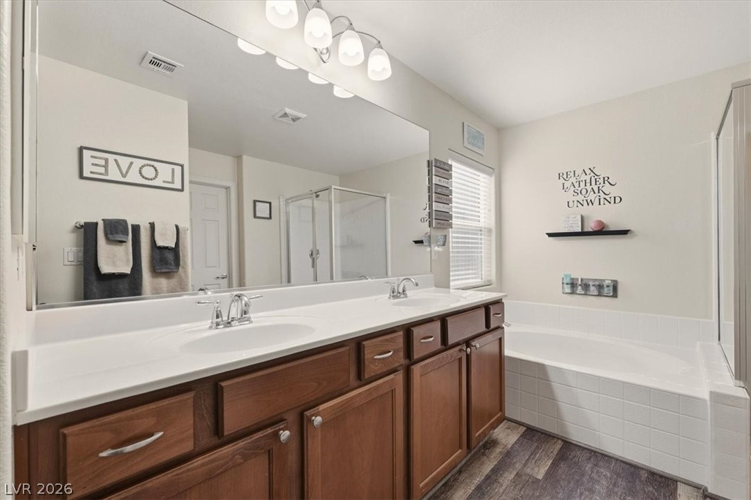 10133 Iron Wood Peak Avenue Las Vegas NV 89166
