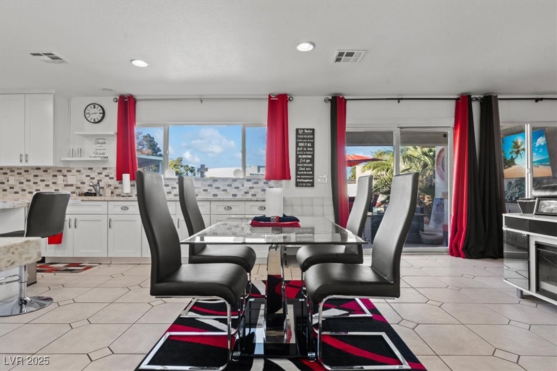 2639 Regency Cove Court Las Vegas NV 89121