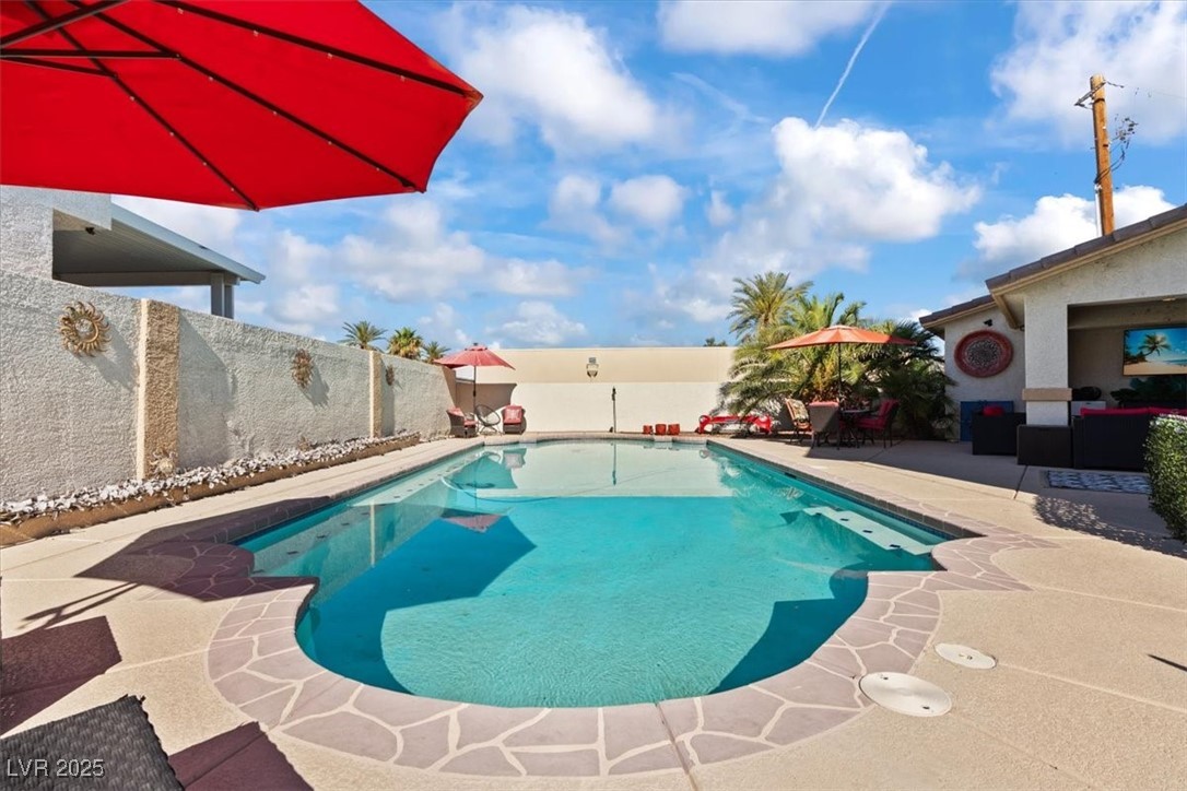 2639 Regency Cove Court Las Vegas NV 89121