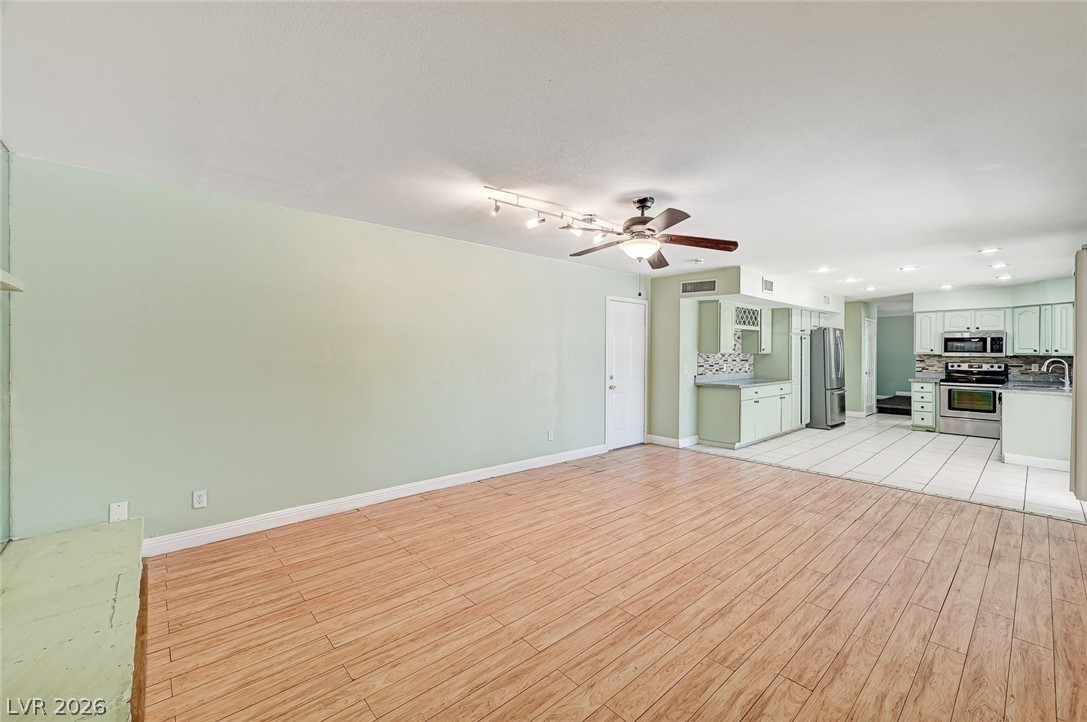 899 Monika Way Las Vegas NV 89119