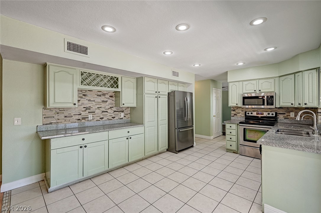 899 Monika Way Las Vegas NV 89119