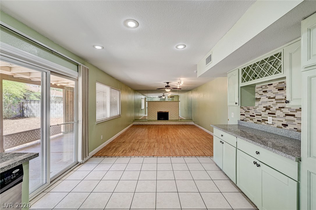 899 Monika Way Las Vegas NV 89119