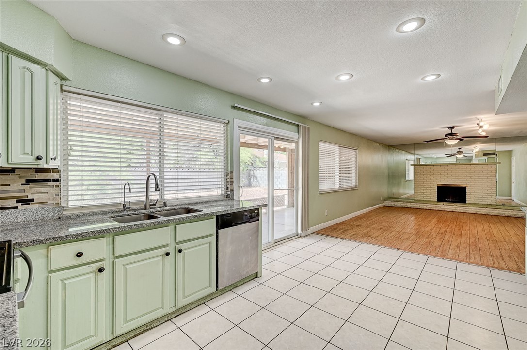899 Monika Way Las Vegas NV 89119