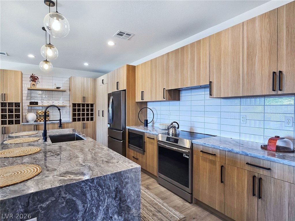 2921 Acoma Pahrump NV 89048