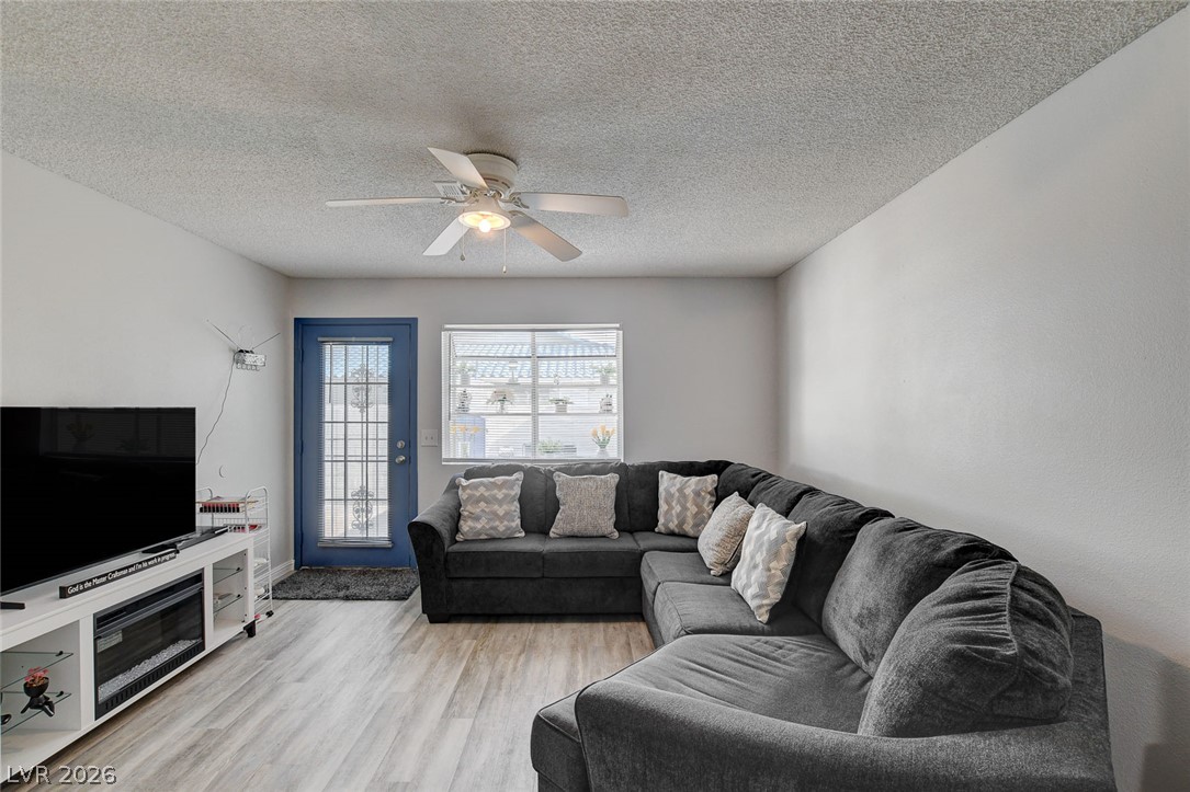 2128 Chertsey Drive D Las Vegas NV 89108