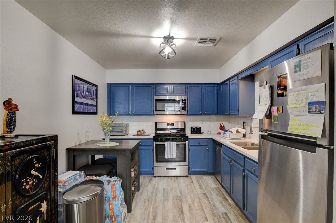 2128 Chertsey Drive D Las Vegas NV 89108