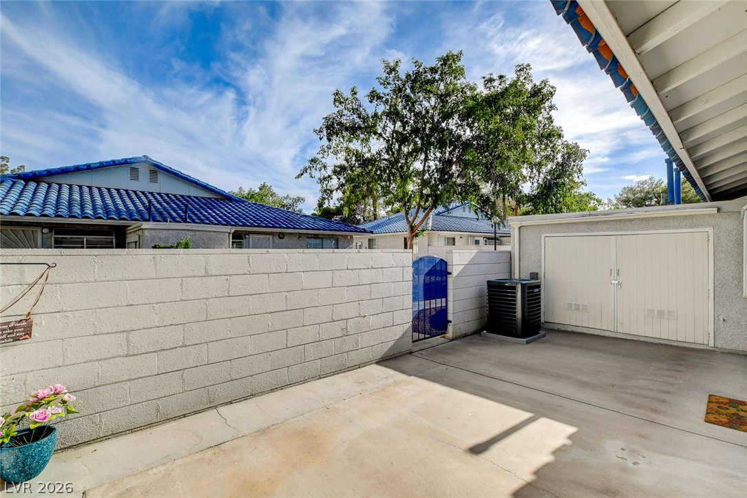 2128 Chertsey Drive D Las Vegas NV 89108