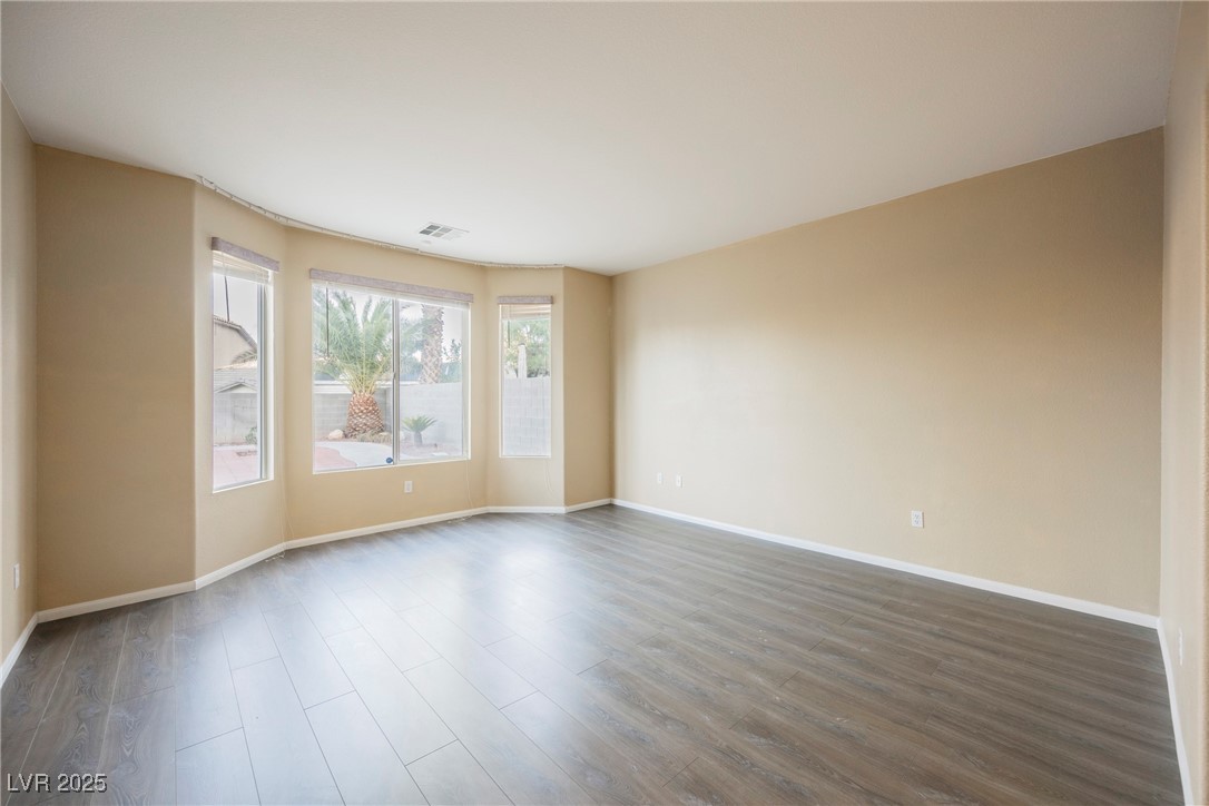 442 Dynacraft Street Las Vegas NV 89148