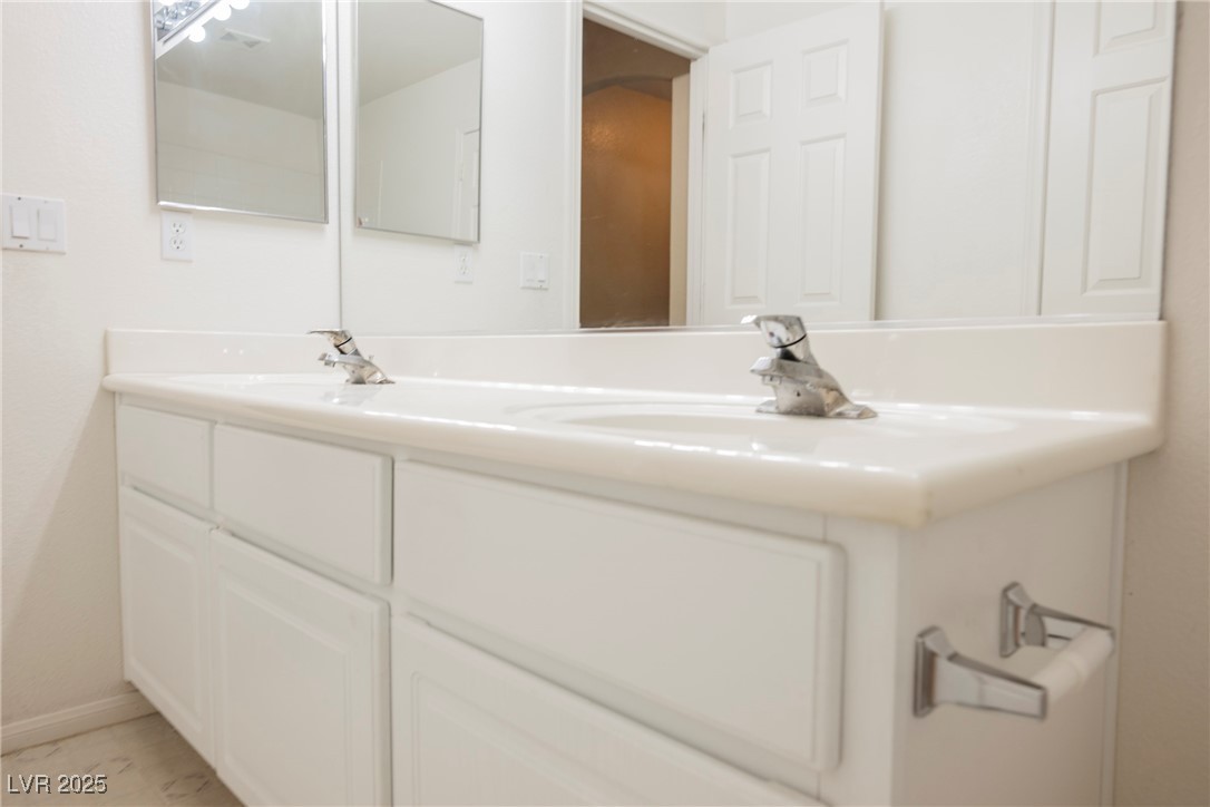 442 Dynacraft Street Las Vegas NV 89148