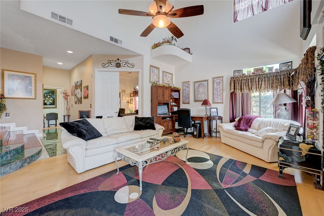 8960 Lansberry Court Las Vegas NV 89147