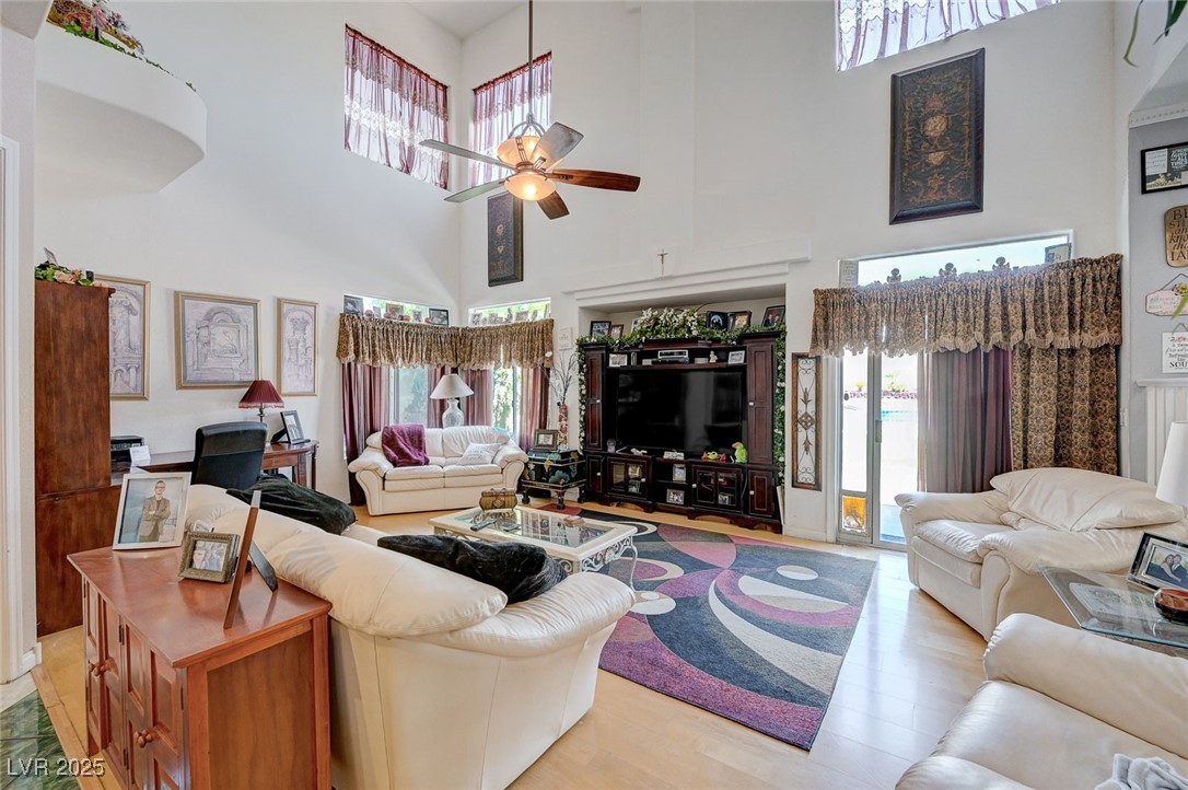 8960 Lansberry Court Las Vegas NV 89147
