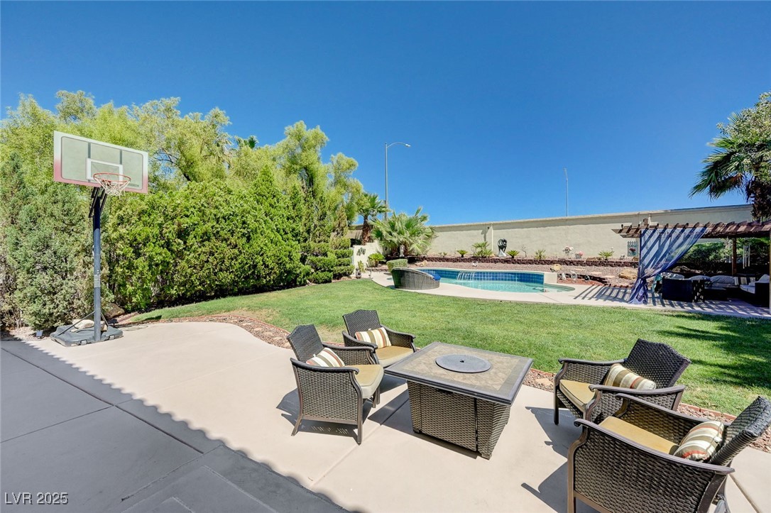 8960 Lansberry Court Las Vegas NV 89147