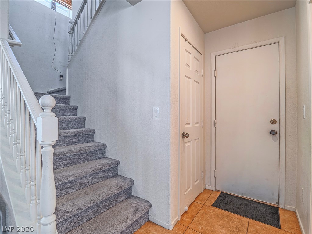 6581 Sunset Pines Street Las Vegas NV 89148