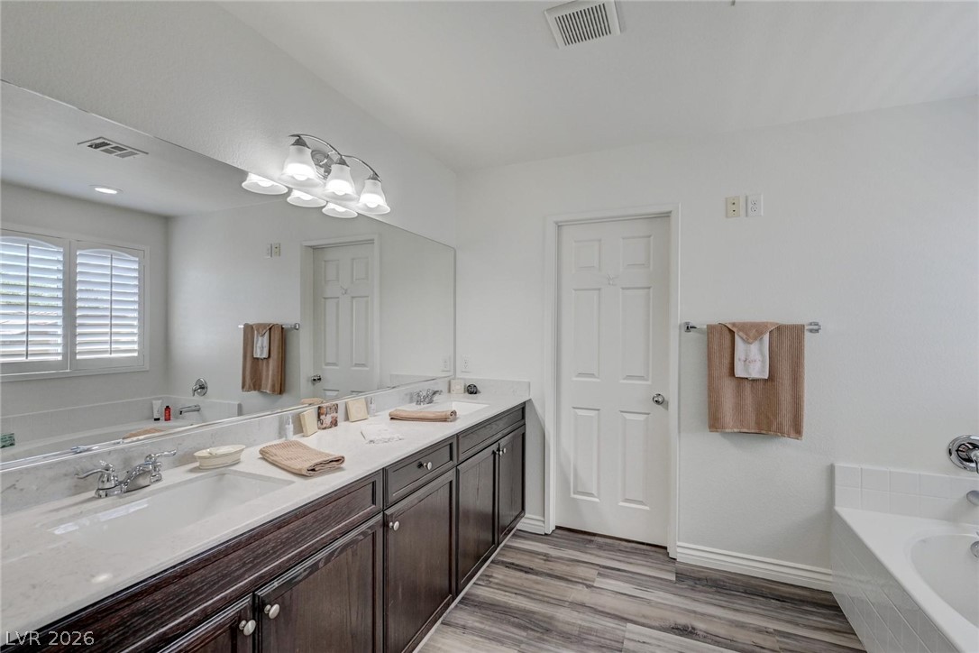 6980 Walden Park Street Las Vegas NV 89166