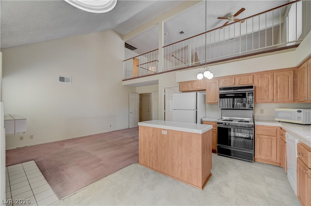 7129 Deepriver Circle Las Vegas NV 89129