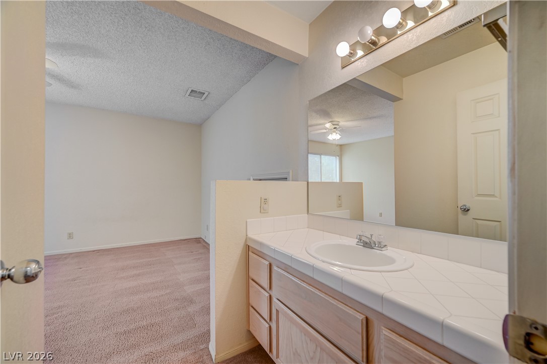 7129 Deepriver Circle Las Vegas NV 89129