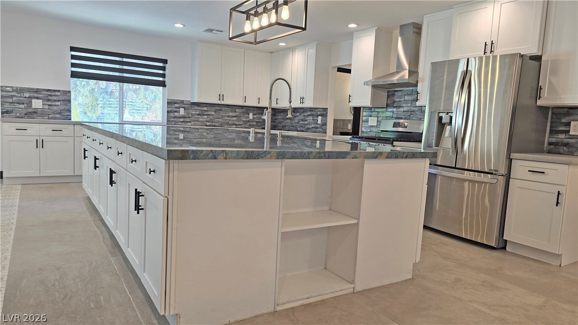 2870 Belcastro Street Las Vegas NV 89117