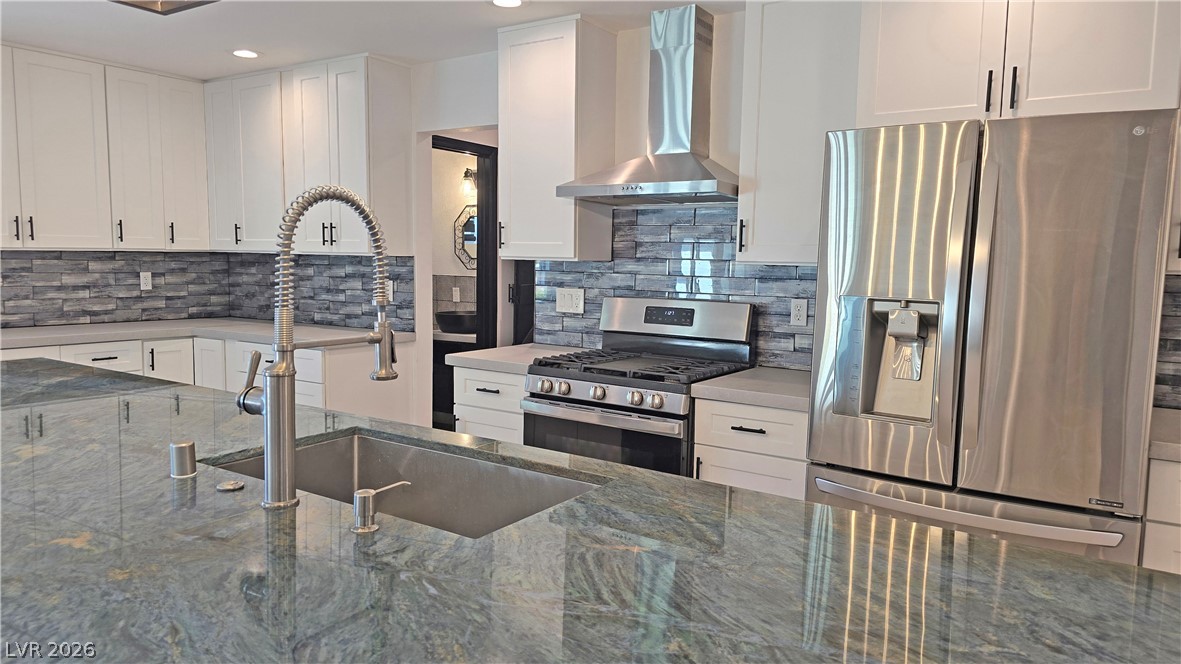2870 Belcastro Street Las Vegas NV 89117