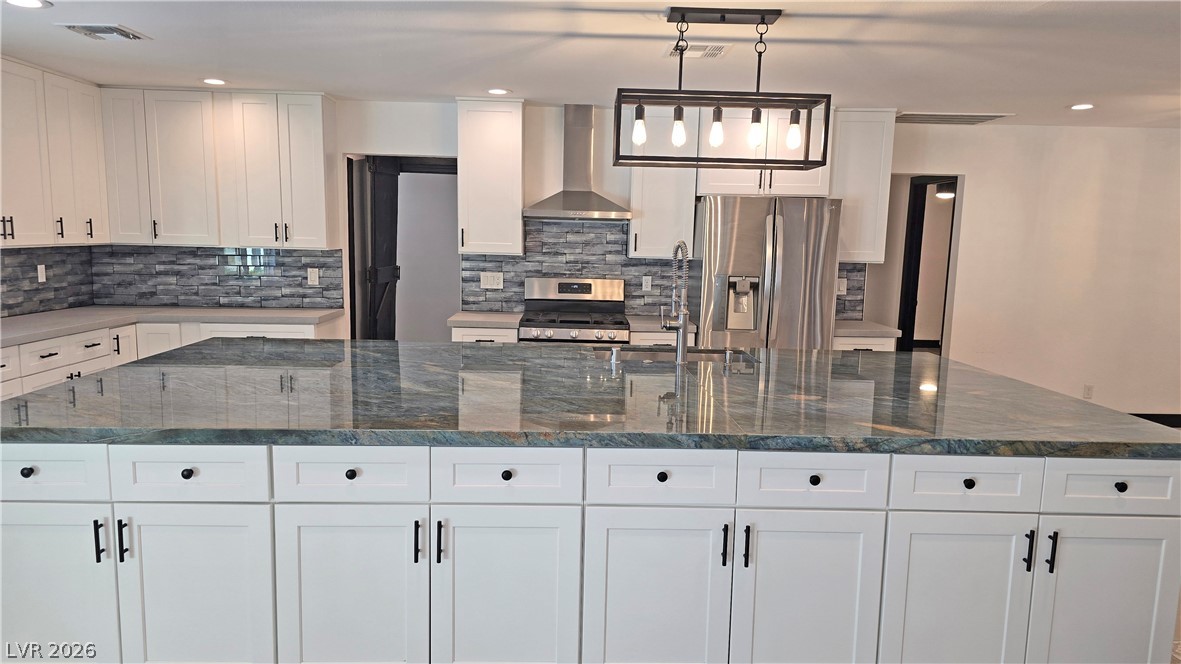 2870 Belcastro Street Las Vegas NV 89117