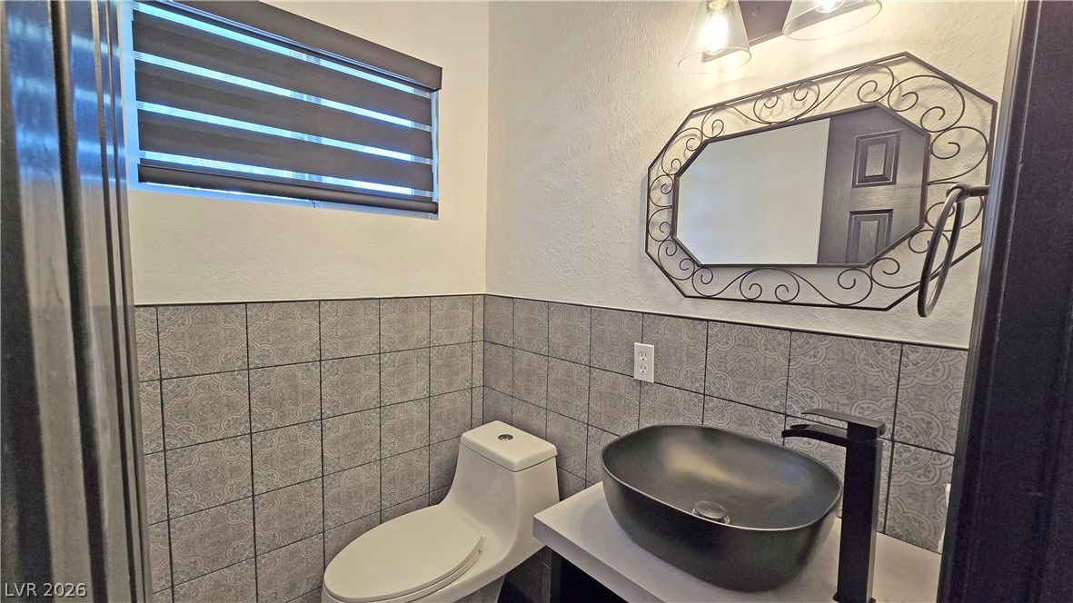 2870 Belcastro Street Las Vegas NV 89117