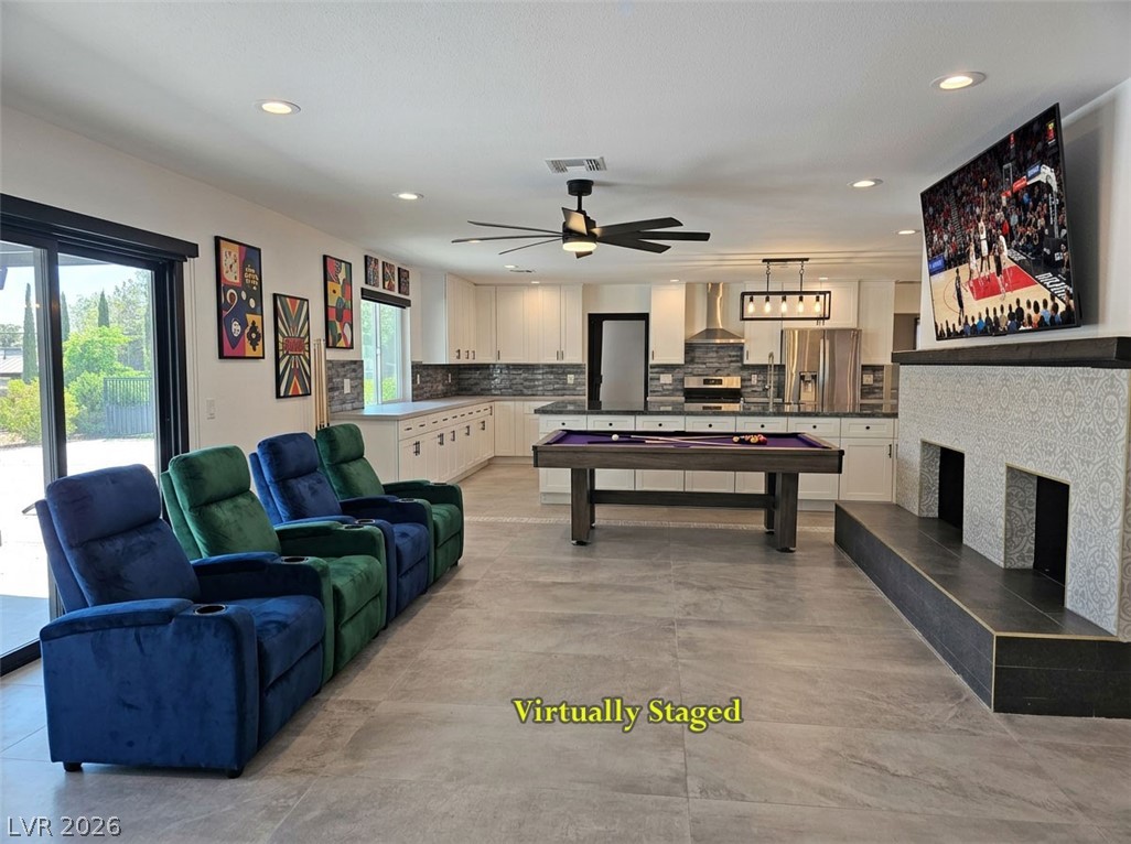 2870 Belcastro Street Las Vegas NV 89117