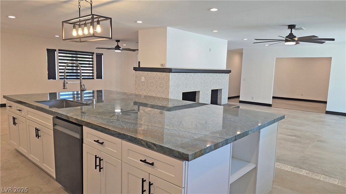 2870 Belcastro Street Las Vegas NV 89117