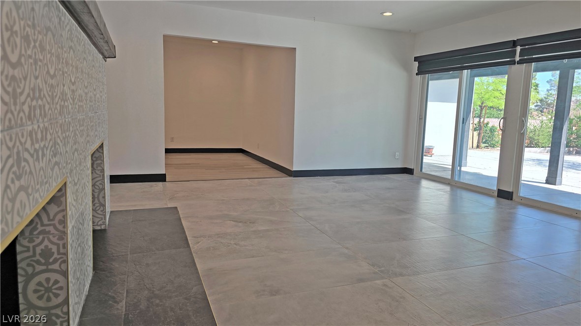 2870 Belcastro Street Las Vegas NV 89117