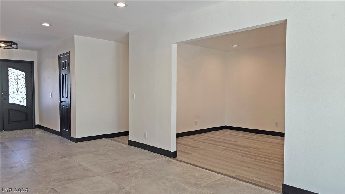 2870 Belcastro Street Las Vegas NV 89117