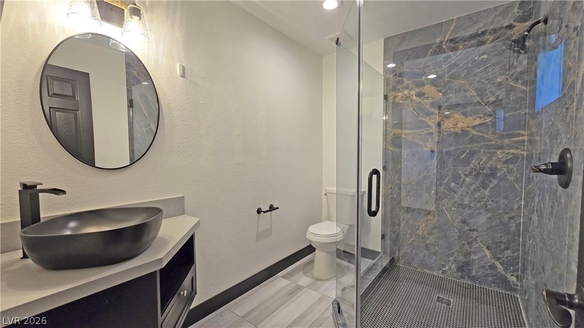 2870 Belcastro Street Las Vegas NV 89117