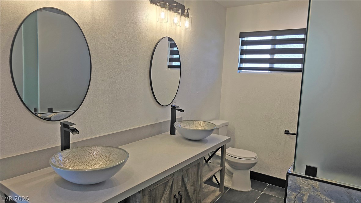 2870 Belcastro Street Las Vegas NV 89117