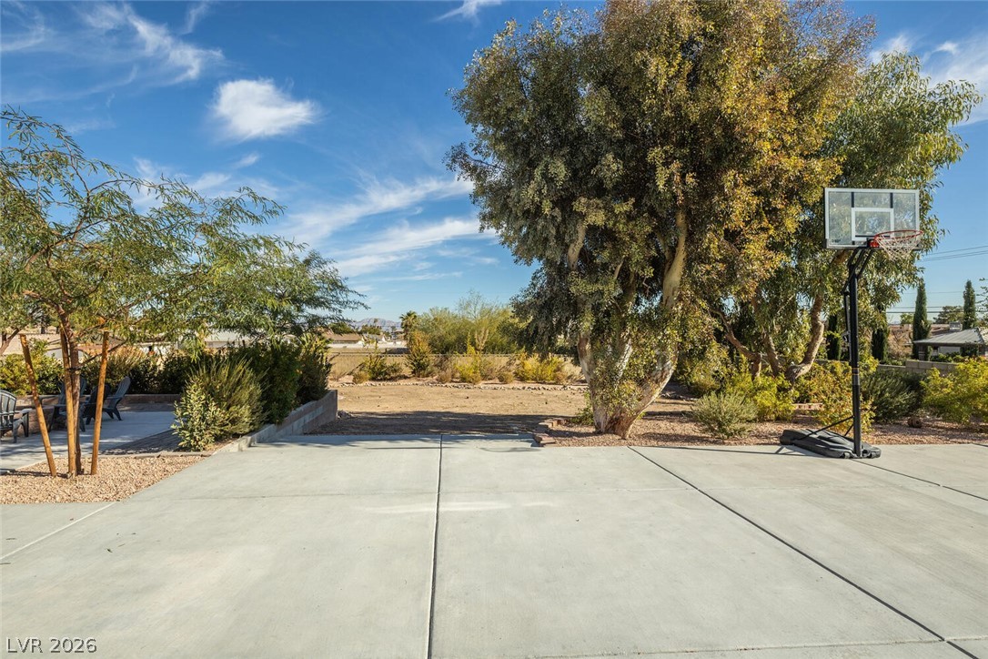 2870 Belcastro Street Las Vegas NV 89117