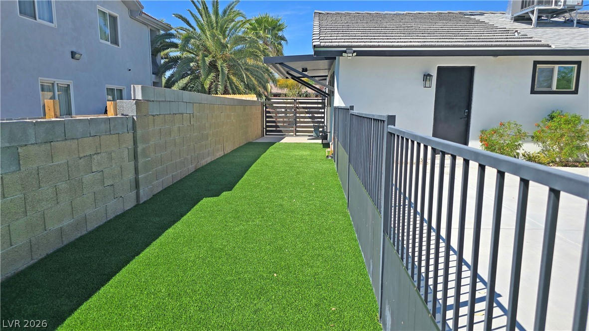 2870 Belcastro Street Las Vegas NV 89117
